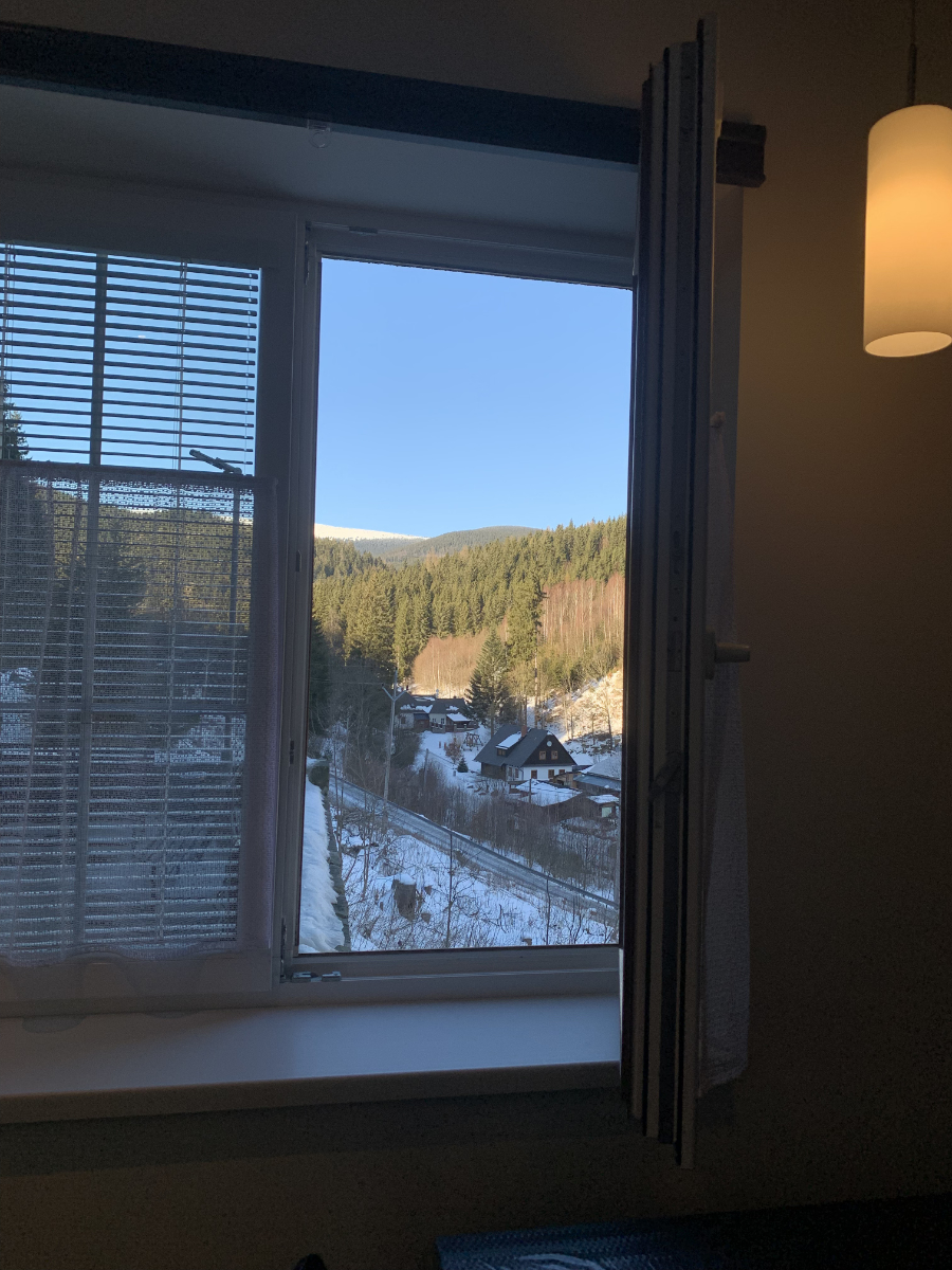 Výhled z okna apartmánu